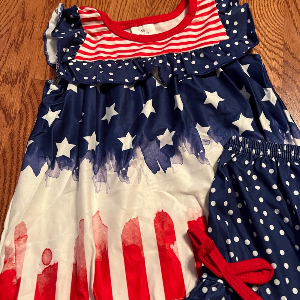 SOLD ππΊπΈ4th of July Outfit πΊπΈ - Picture 3 of 6